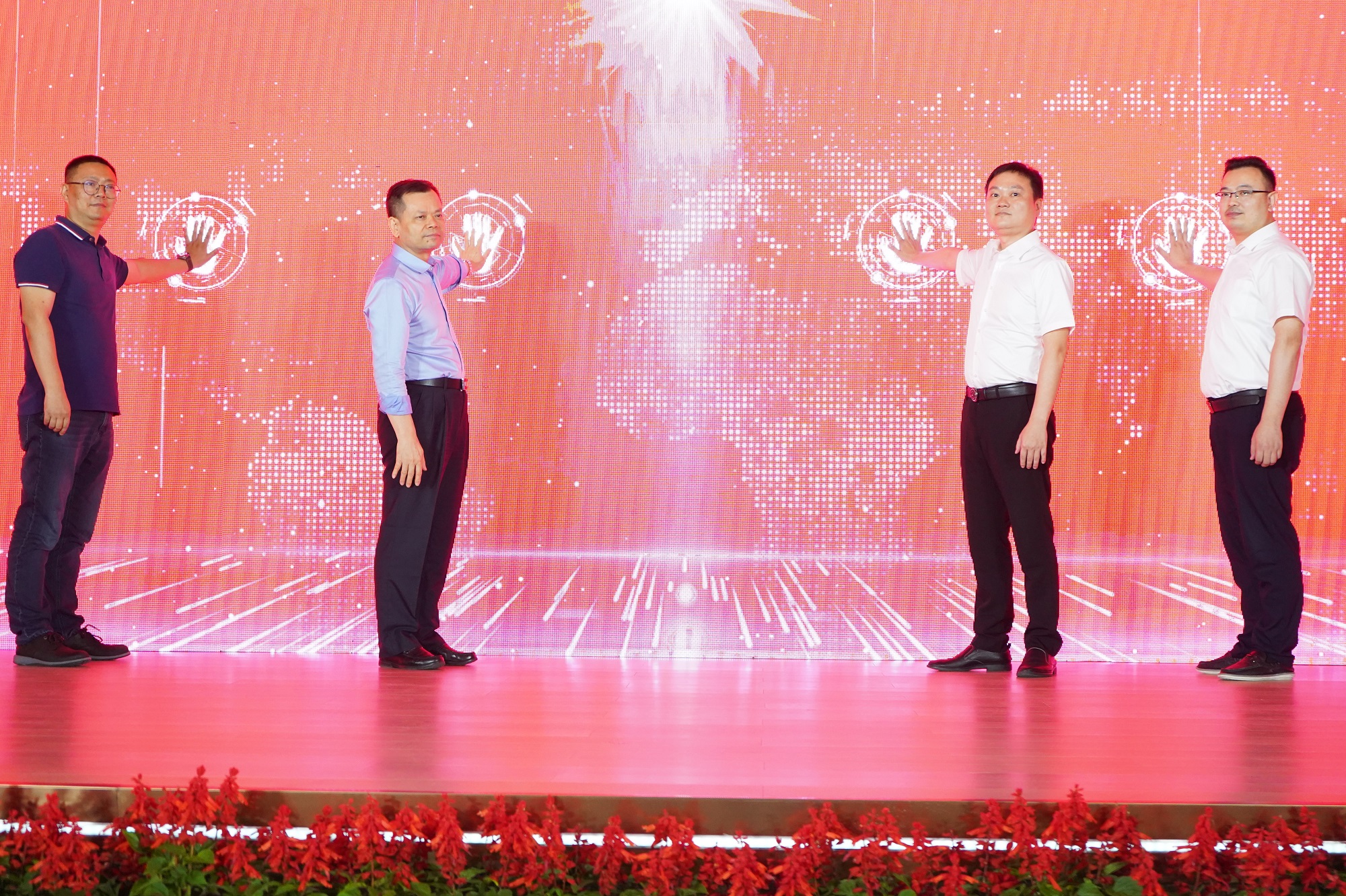 pg�ǹ��ɶ�(�ٷ�)����IOS/��׿��/�ֻ���APP����